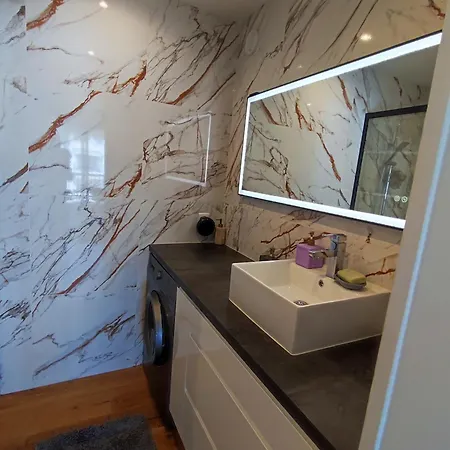 Lumineux *